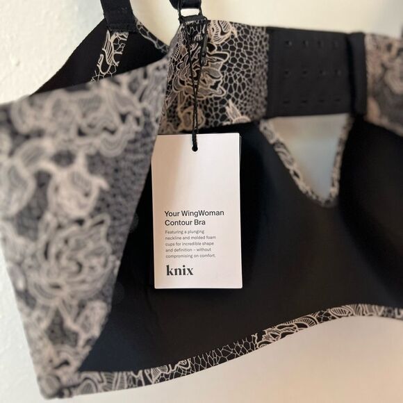 Knix Wing Woman Contour Bra in Lace Peony - Picture 5 of 6